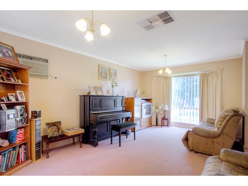 9 Craigie Court, Hampton Park VIC 3976