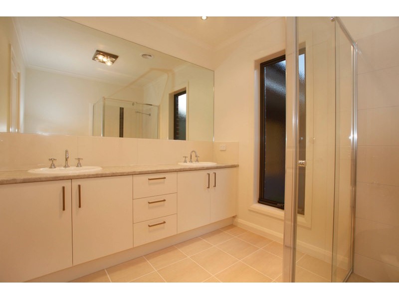 1/7 Hudson Street, Beaconsfield VIC 3807