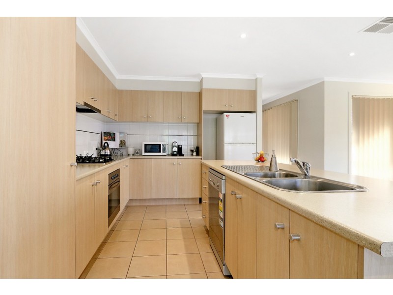 3 Cindy Court, Berwick VIC 3806