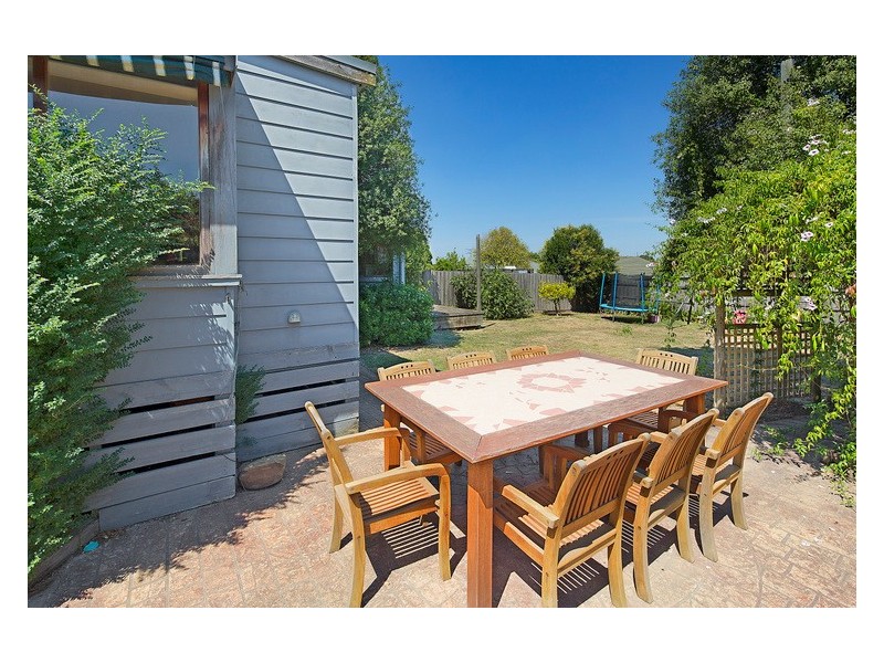 17 Hudson Street, Beaconsfield VIC 3807