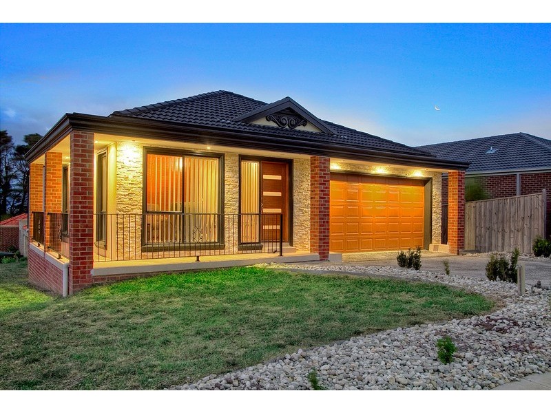 26 Southgate Drive, Berwick VIC 3806