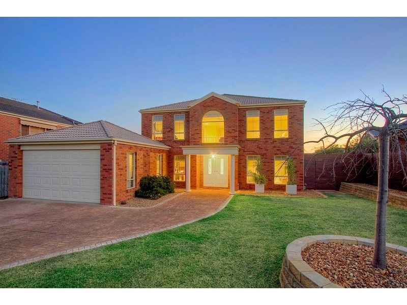 5 Lexton Street, Narre Warren South VIC 3805