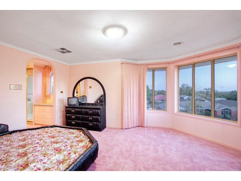 14 Emerson Court, Berwick VIC 3806