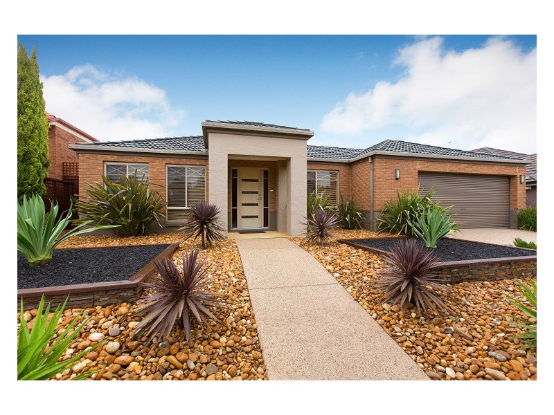 65 Viewgrand Drive, Berwick VIC 3806
