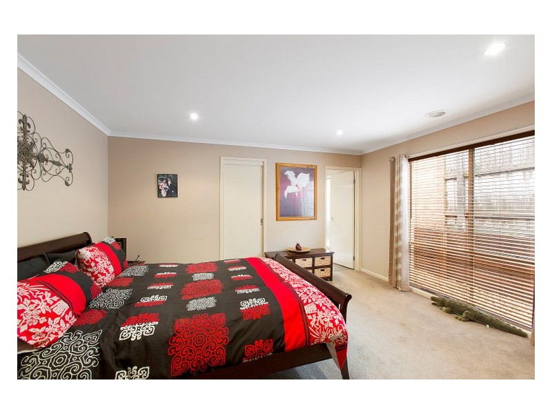 65 Viewgrand Drive, Berwick VIC 3806