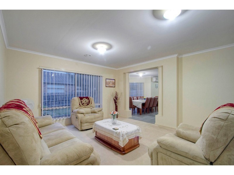 6 Evergold Close, Narre Warren South VIC 3805