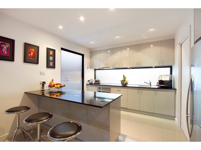 15 Chelsea Crescent, Berwick VIC 3806