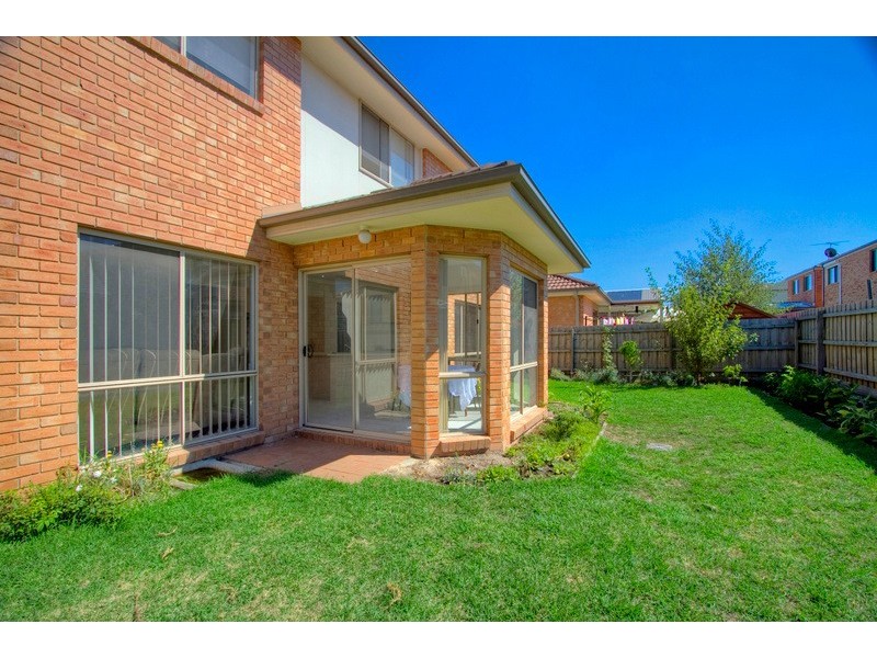 41 Amhurst Drive, Narre Warren South VIC 3805