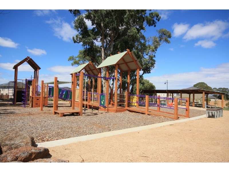 Lot 450 Rush Lily Drive, Officer VIC 3809