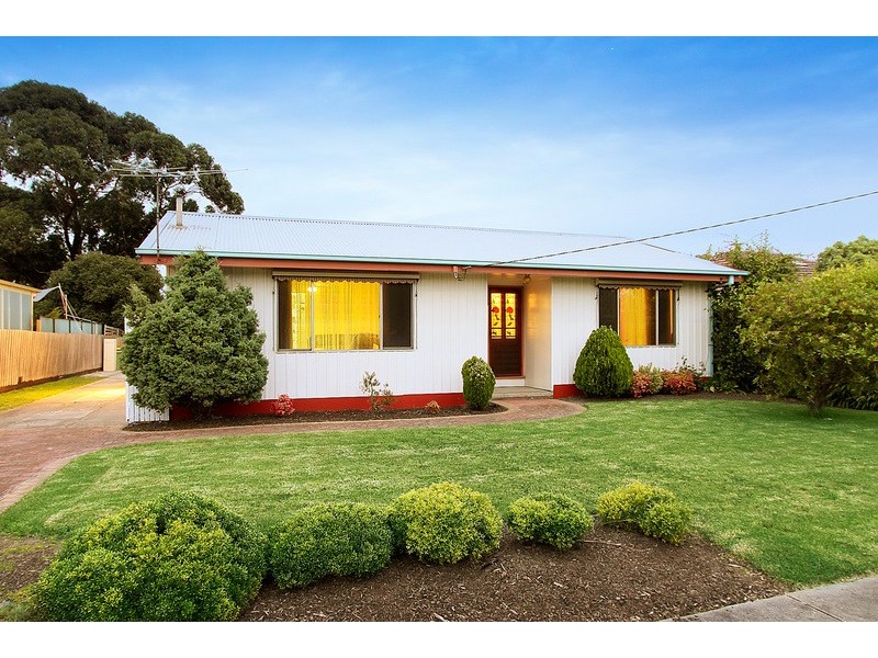 8 Horner Street, Beaconsfield VIC 3807