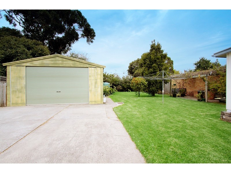 8 Horner Street, Beaconsfield VIC 3807