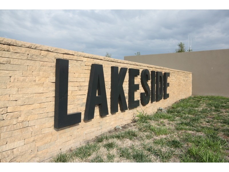 Lot 323 Griffith Mews, Pakenham VIC 3810