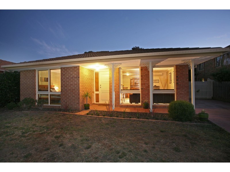 32 Kelburn Road, Berwick VIC 3806