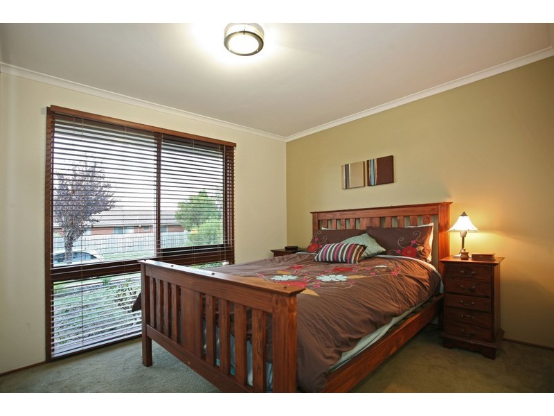 32 Kelburn Road, Berwick VIC 3806