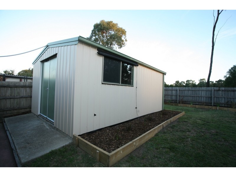 32 Kelburn Road, Berwick VIC 3806