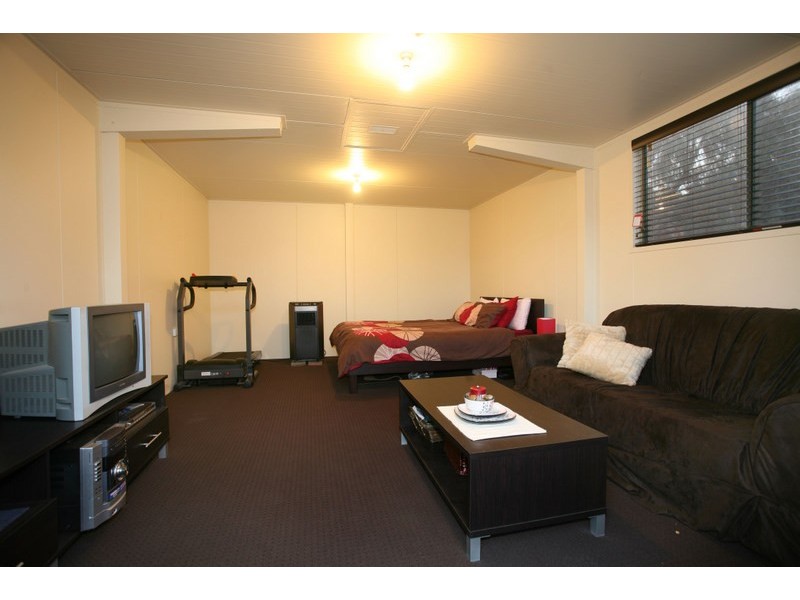 32 Kelburn Road, Berwick VIC 3806