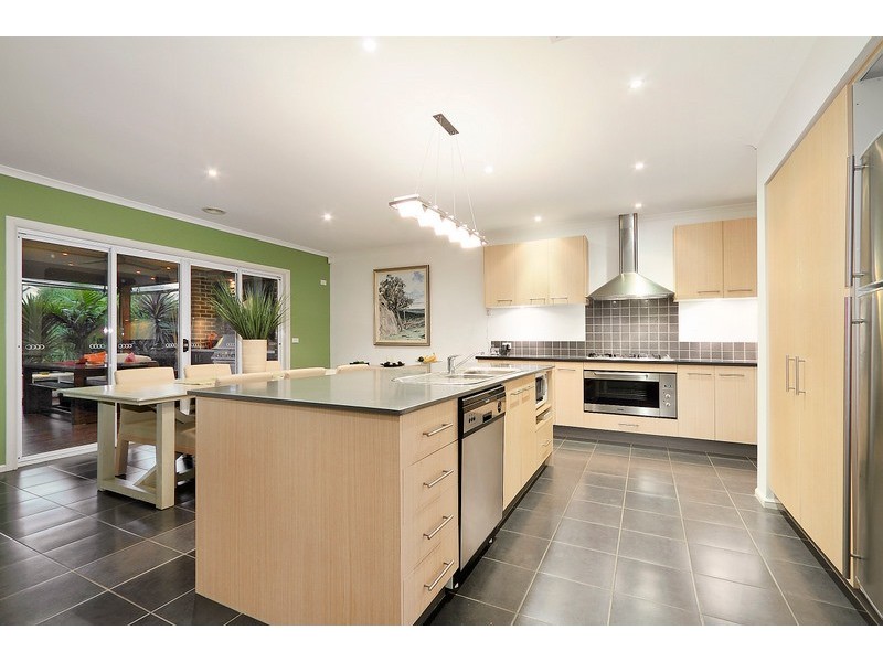 36 Jack William Way, Berwick VIC 3806