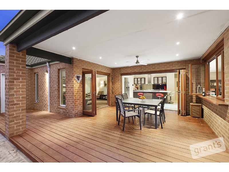 4 Misty Close, Berwick VIC 3806