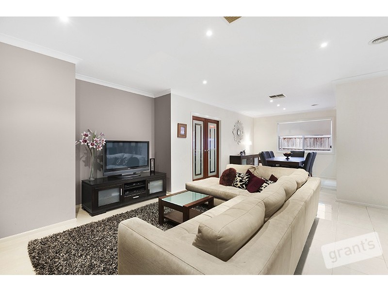 4 Misty Close, Berwick VIC 3806