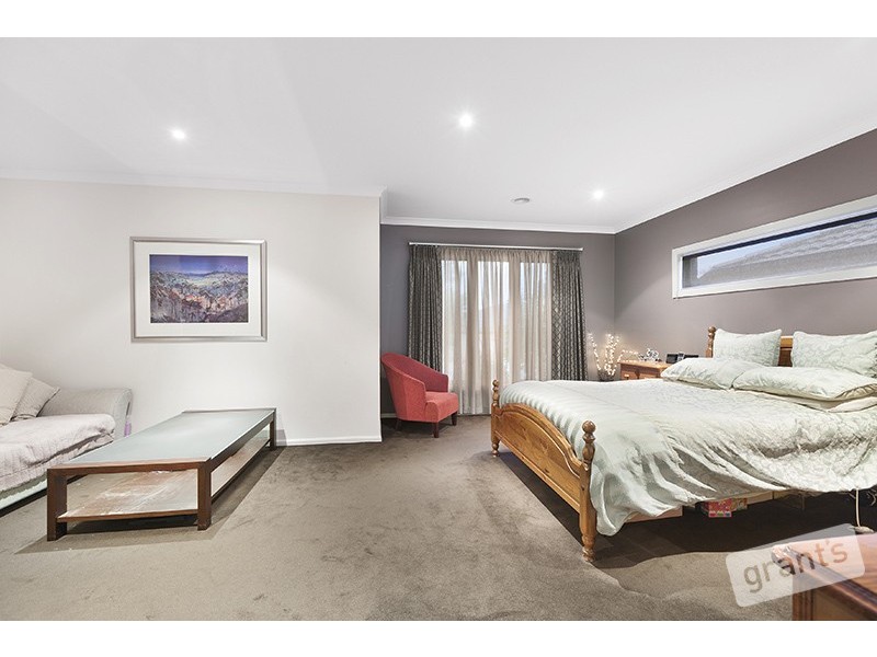 4 Misty Close, Berwick VIC 3806