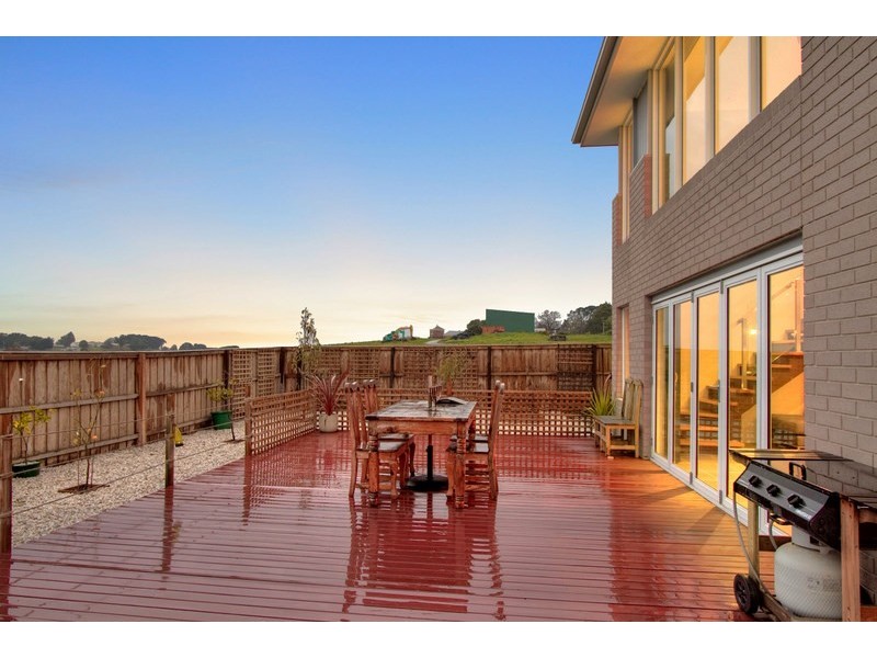 108 Grices Road, Berwick VIC 3806