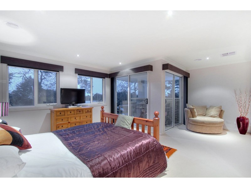 108 Grices Road, Berwick VIC 3806