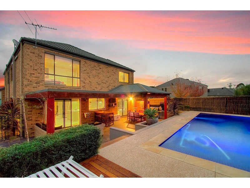 42 Bridgewater Boulevard, Berwick VIC 3806