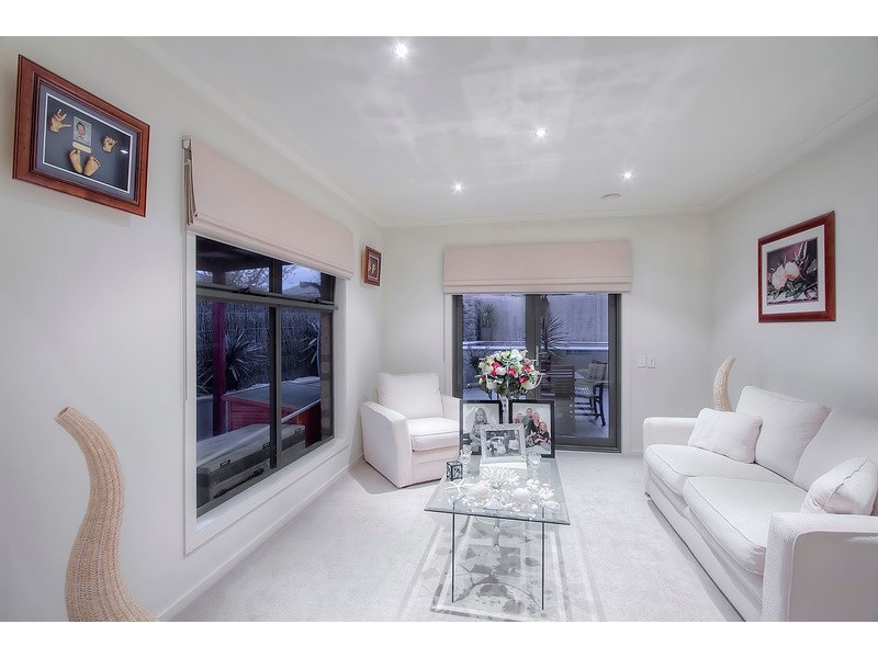 42 Bridgewater Boulevard, Berwick VIC 3806