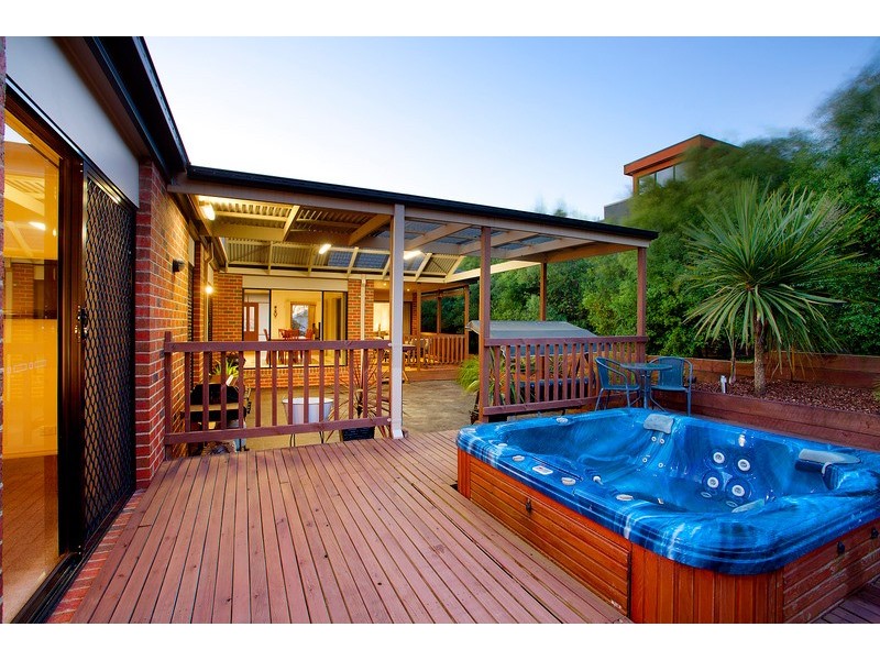 23 Northgate Drive, Berwick VIC 3806