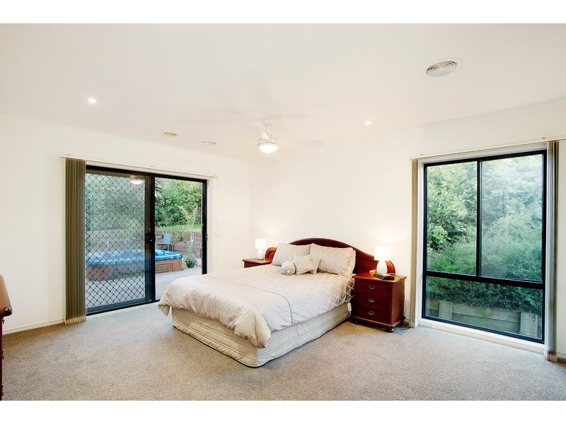 23 Northgate Drive, Berwick VIC 3806