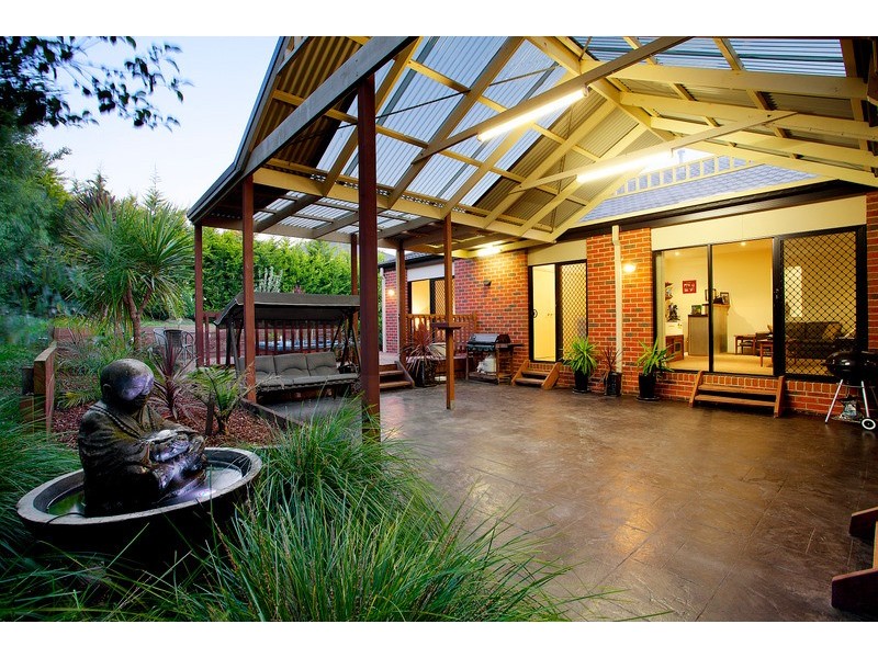 23 Northgate Drive, Berwick VIC 3806