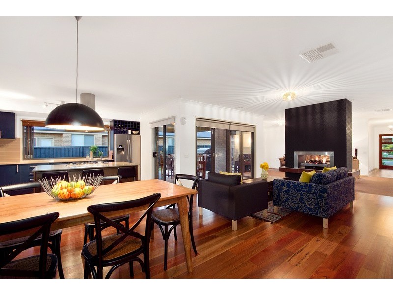 5 Stanhope Avenue, Berwick VIC 3806