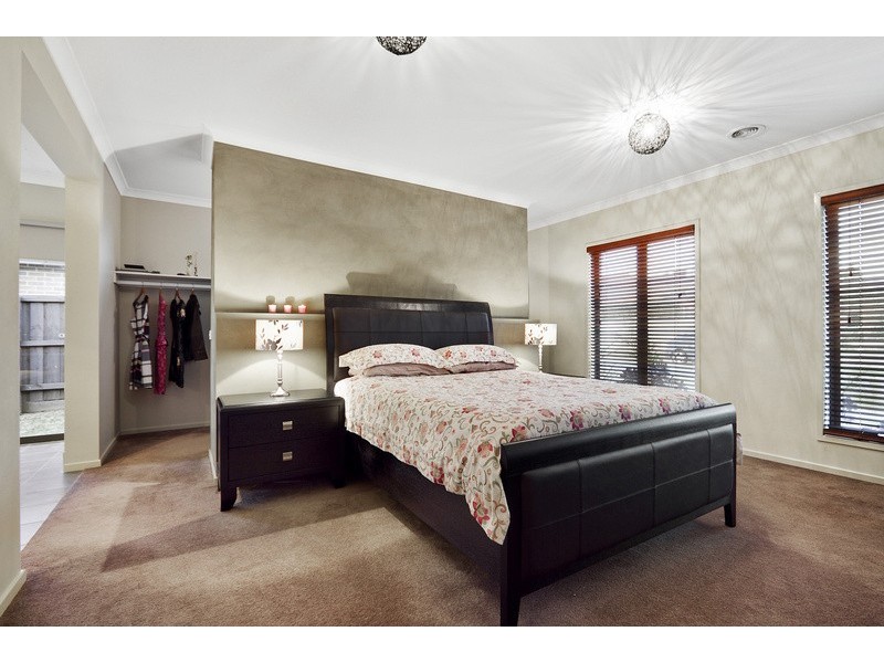 5 Stanhope Avenue, Berwick VIC 3806