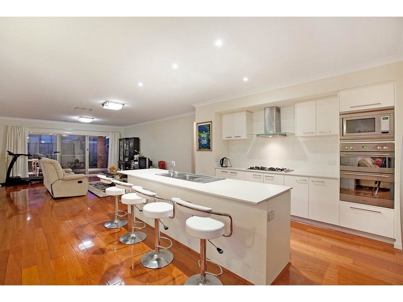 12 Stanhope Avenue, Berwick VIC 3806