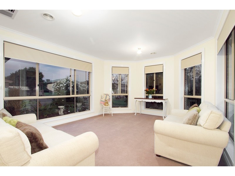 5 Douglas Court, Narre Warren North VIC 3804