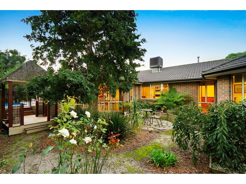 5 Douglas Court, Narre Warren North VIC 3804