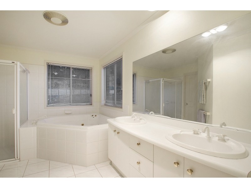 170 Bayview Road, Officer VIC 3809