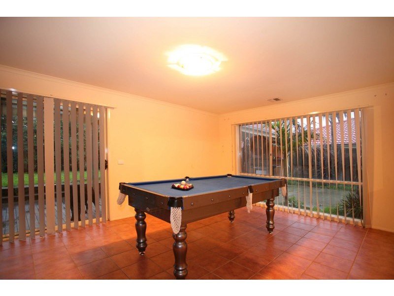 10 Castleridge Court, Narre Warren South VIC 3805