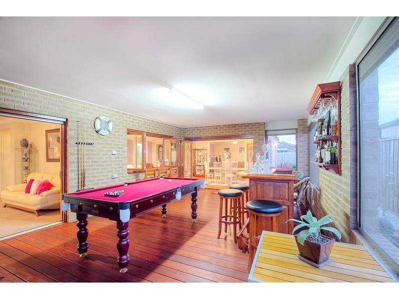 34 Vert Avenue, Narre Warren South VIC 3805