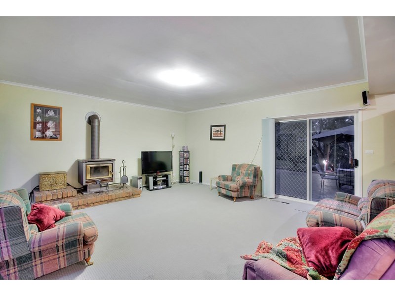 6 – 8 Innes Court, Berwick VIC 3806