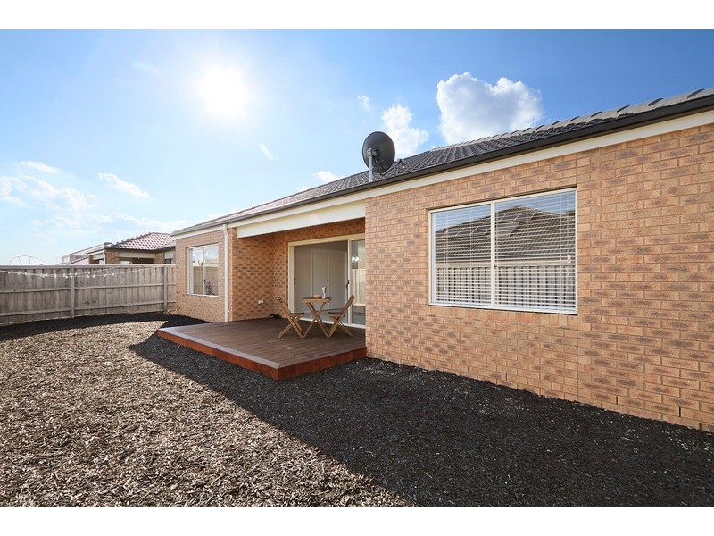 3 Grand Manor Way, Berwick VIC 3806