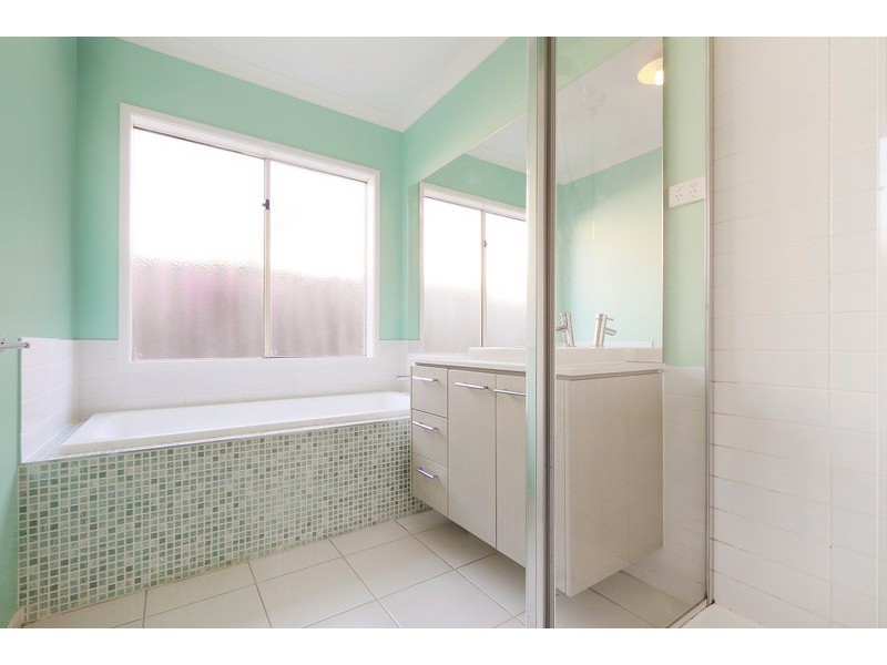 3 Grand Manor Way, Berwick VIC 3806