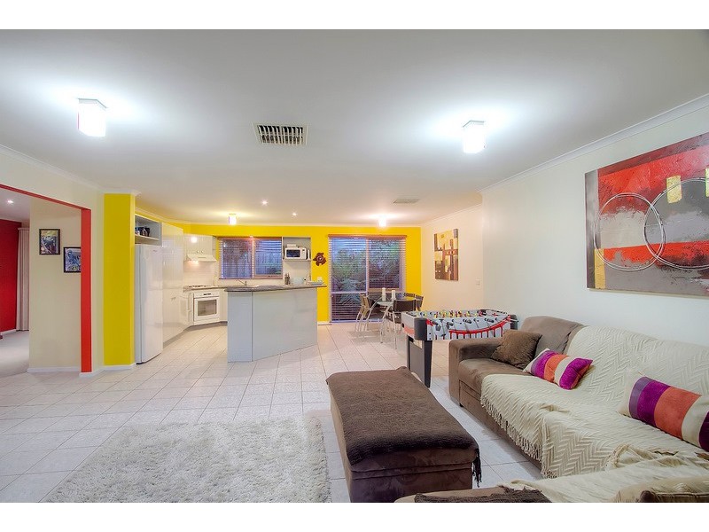 13 Vista Court, Berwick VIC 3806