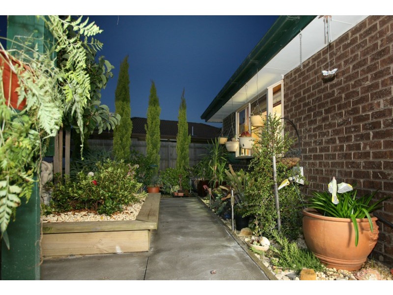 16 Peggie Court, Narre Warren VIC 3805