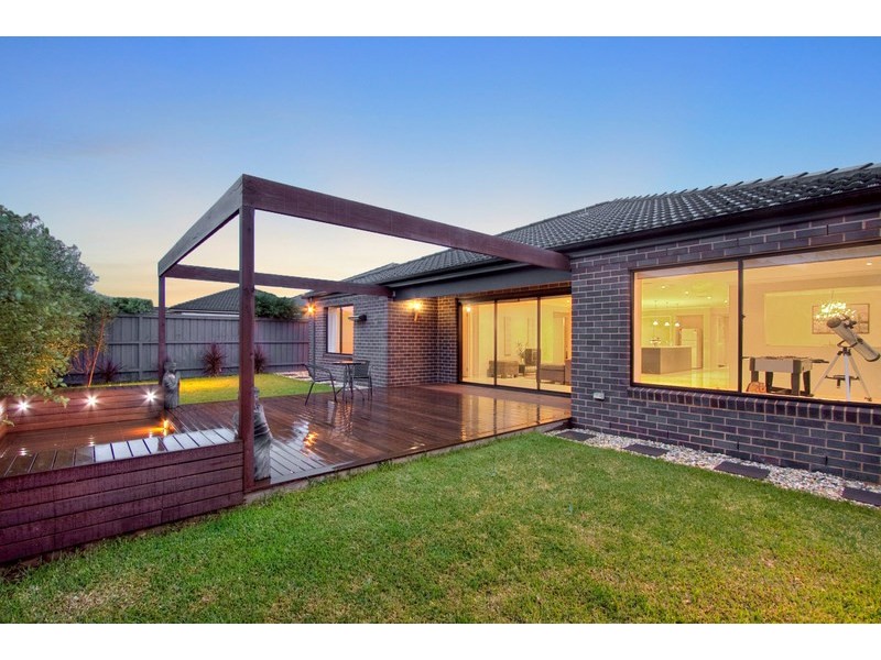 3 Calliandra Court, Berwick VIC 3806