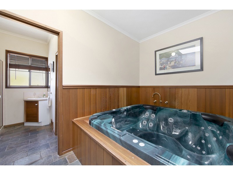 190 Kenilworth Avenue, Beaconsfield VIC 3807