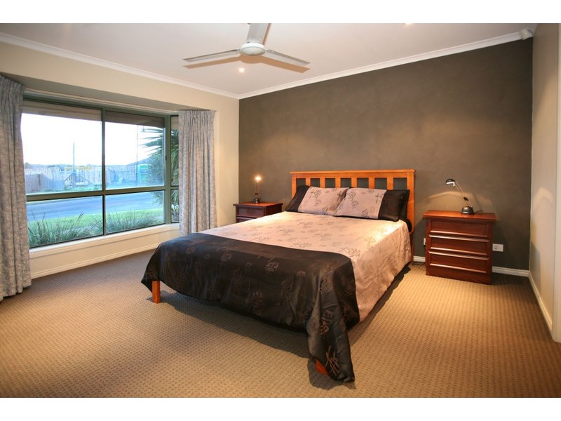 79 Golf Links Road, Berwick VIC 3806