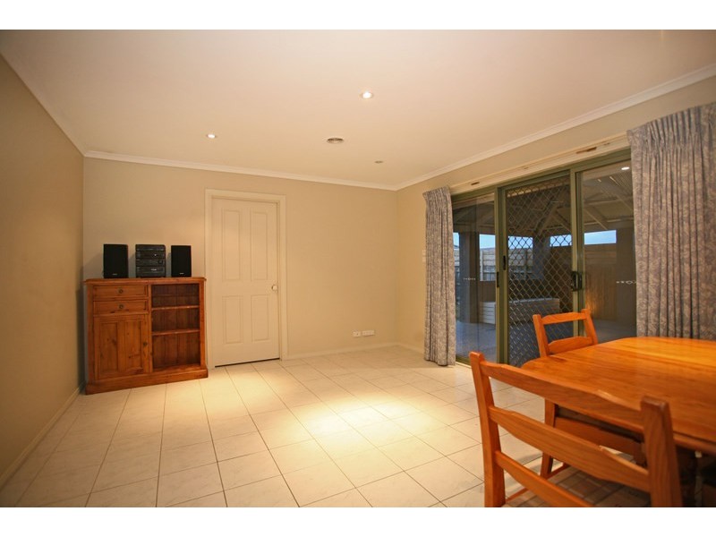 79 Golf Links Road, Berwick VIC 3806