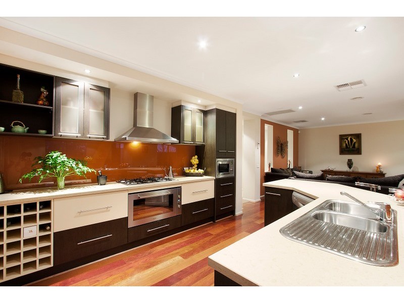 9 Oakmoss Place, Berwick VIC 3806