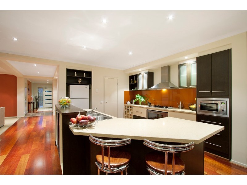 9 Oakmoss Place, Berwick VIC 3806